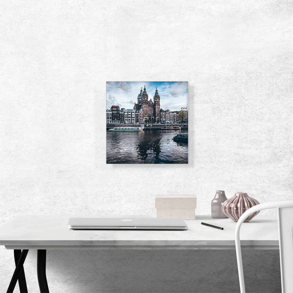 Church of Saint Nicholas, Basilica in Amsterdam Square