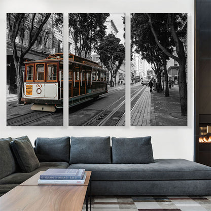 San Francisco Trolley In Avenue