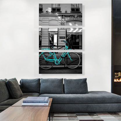 Vintage Teal Bicycle In The City