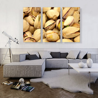 Pistachios Diner Restaurant decor