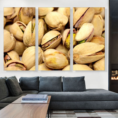Pistachios Diner Restaurant decor