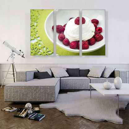 Raspberry Cake Restaurant decor