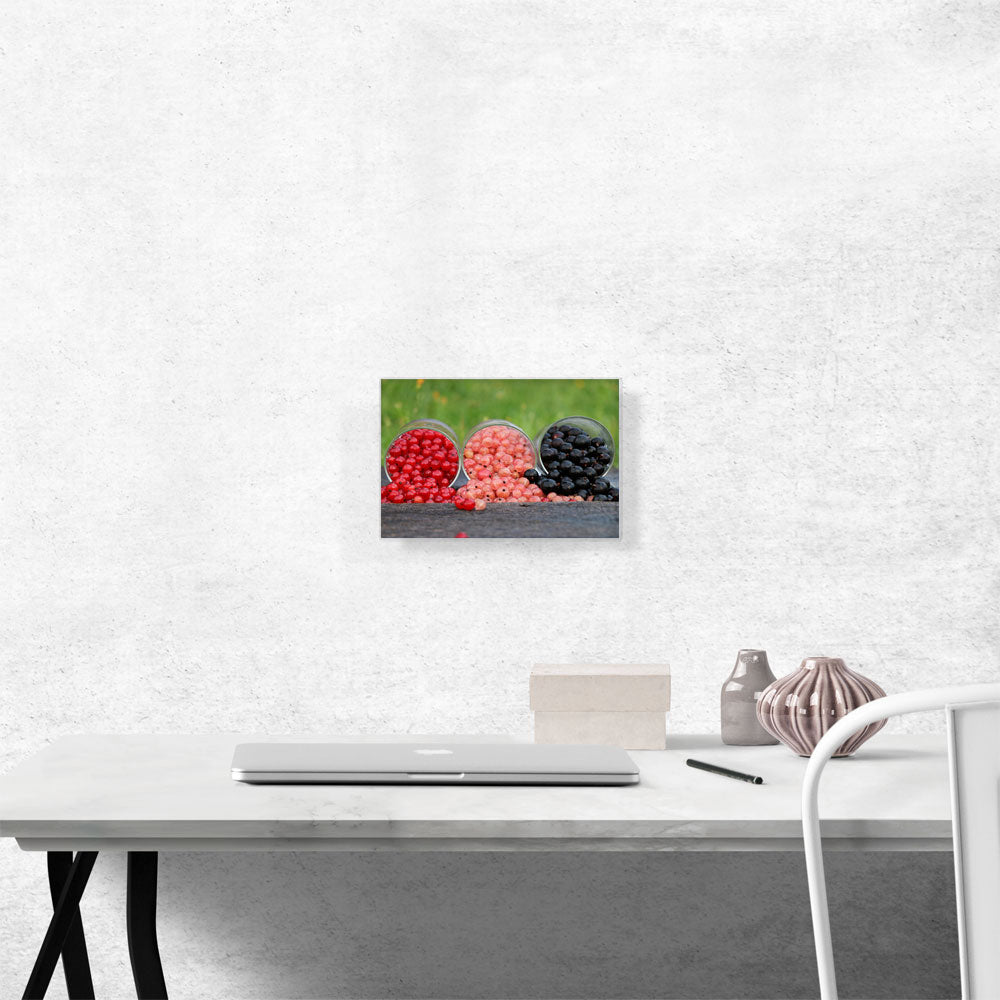 Red Pink and Black Berries Restaurant decor