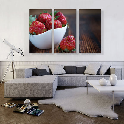 Strawberries In Plate Home decor