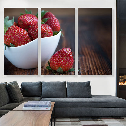 Strawberries In Plate Home decor