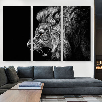 Roaring Lion Black and White