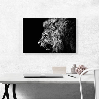 Roaring Lion Black and White