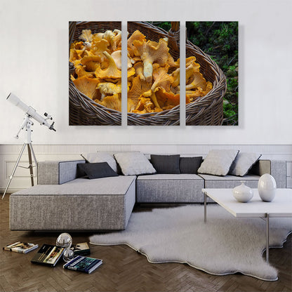 Chanterelle Mushrooms Restaurant decor