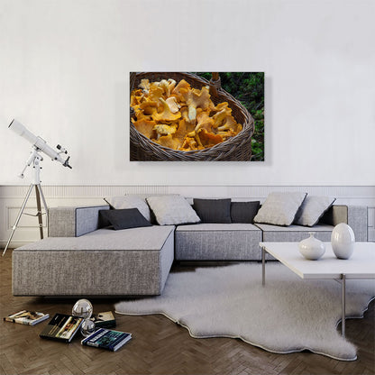 Chanterelle Mushrooms Restaurant decor