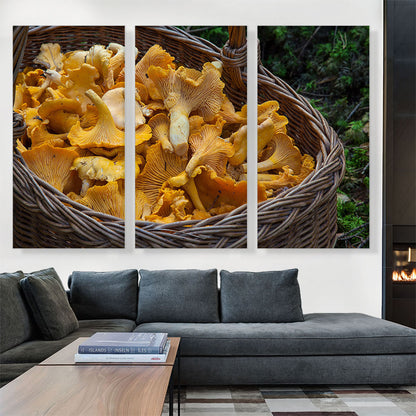 Chanterelle Mushrooms Restaurant decor