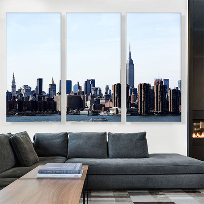 New York Winter Cloudy Skyline