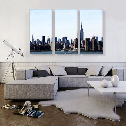 New York Winter Cloudy Skyline
