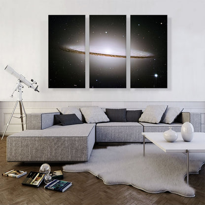 Sombrero Galaxy Hubble Telescope Messier 104