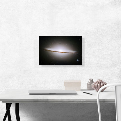 Sombrero Galaxy Hubble Telescope Messier 104