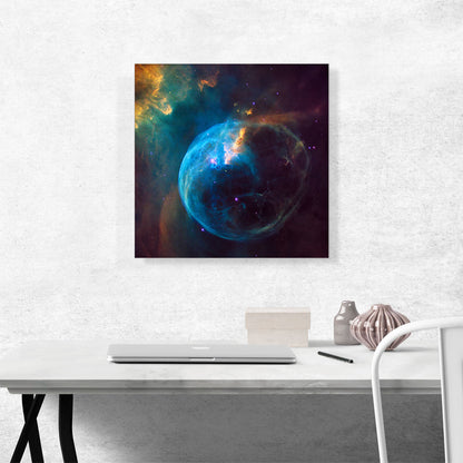 Hubble Telescope Bubble Nebula NGC 7635