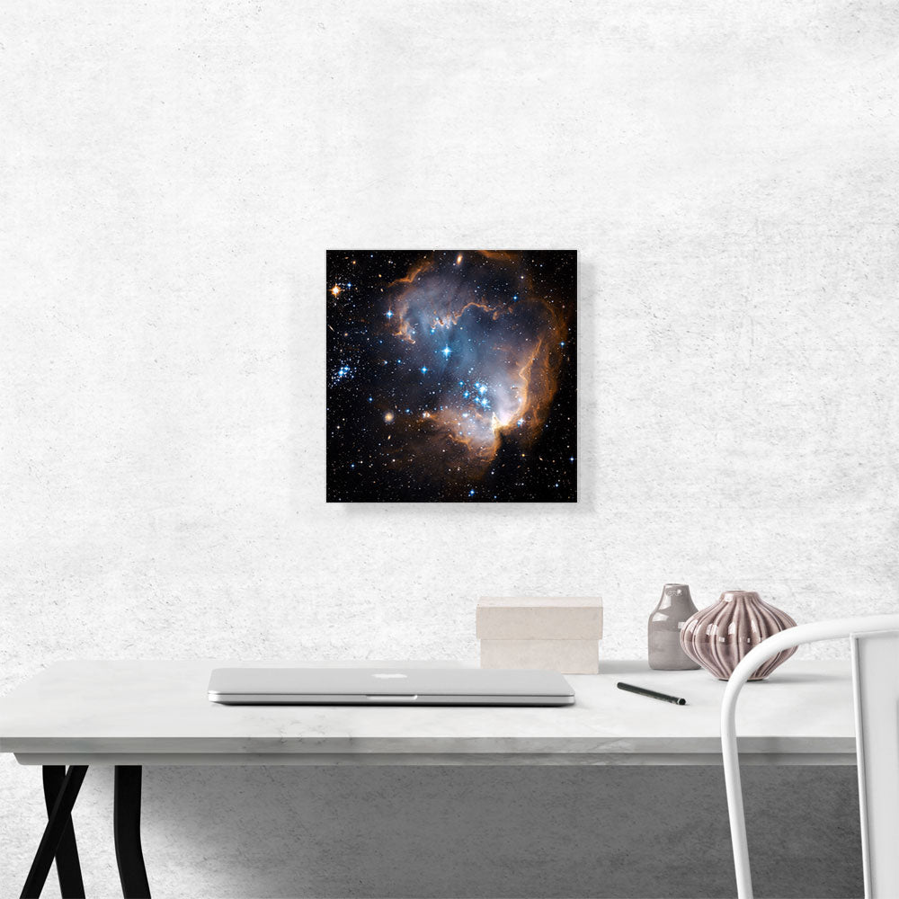 Hubble Telescope New Stars Shed Light on the Past N90