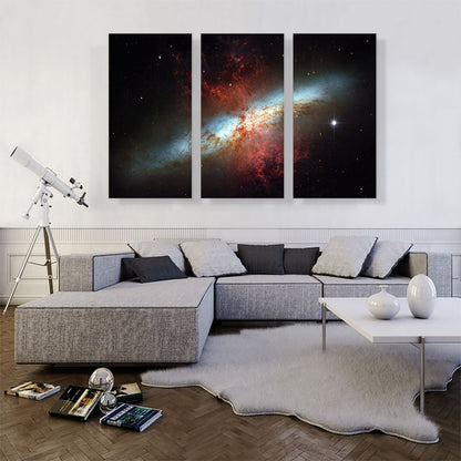 Hubble Telescope Starburst Galaxy Messier 82